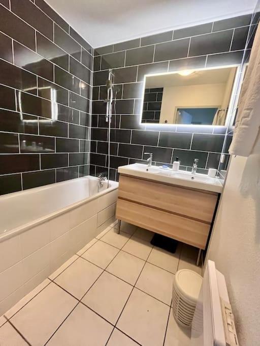 Appartement T3 Proche Remparts أفينيون المظهر الخارجي الصورة